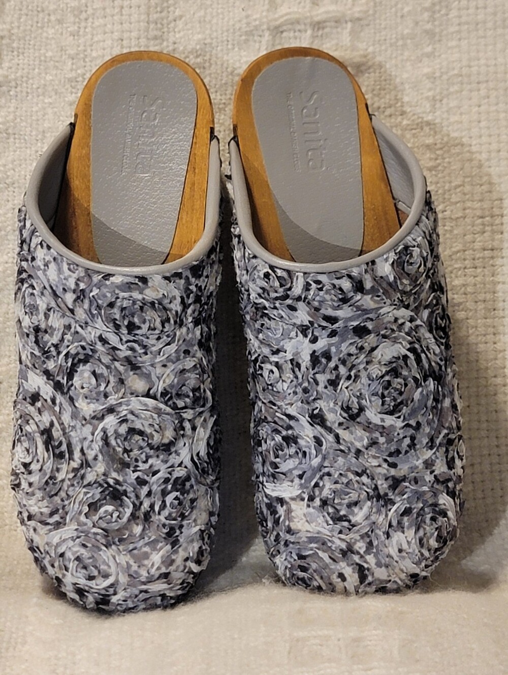 Sanita 3D textured Fabric Rose Floral Wooden Clog